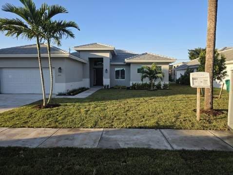 Street view in the Renaissance Pointe neighborhood